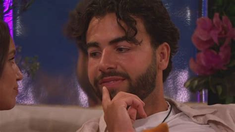 Love island season 10 ep 31 - Episode 1. A brand-new villa awaits our brand-new sexy singles, but there's a surprise in store too. 2. Episode 2. Bombshell Tom has a big decision to make, but what will his decision at the fire ...